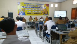 Gandeng PWI Jombang, Humas Sekolah SMA/SMK Negeri Belajar Bareng Soal Pengelolaan Media Sosial