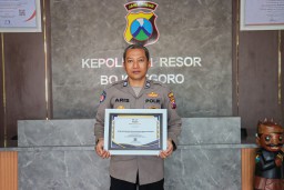 Polres Bojonegoro Terima Penghargaan dari KPP Pratama atas Dukungan dalam Kontribusi Pembayaran Pajak
