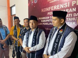 Riyadi Tantang Lindra dalam Pilkada Tuban 2024, Gandeng Gus Wafi Sebagai Pasangan