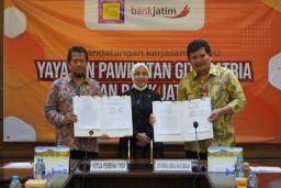 Bank Jatim dan Universitas Narotama Teken MoU Pengembangan SDM dan Layanan Jasa Keuangan 