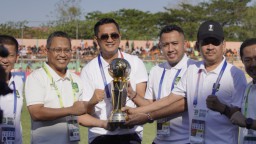 Meriah, Pembukaan Pegadaian Liga 2 2024-2025 Diiringi Tari Thengul Khas Bojonegoro dan Simbolis Piala