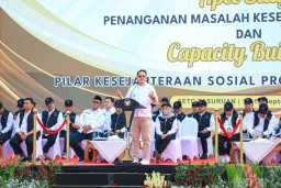 Pimpin Apel Siaga Pilar Kesejahteraan Sosial, Pj. Gubernur Adhy Apresiasi Peran Pilar Sosial dalam Pengentasan Kemiskinan di Jatim
