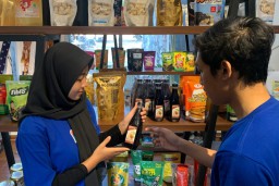 Rumah BUMN SIG Dukung UMKM Populerkan Sirop Buah Kawista Khas Rembang