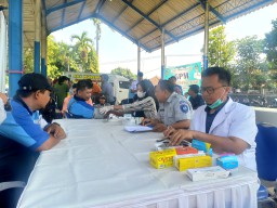 HARHUBNAS 2024, Pengguna Angkutan Umum dan Warga di Jombang Dapat Pengobatan Gratis