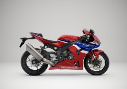 Hadirkan Sensasi MotoGP, AHM Luncurkan Motor Supersport CBR1000RR-R Fireblade Terbaru