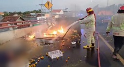 Adu Banteng, Tiga Kendaraan Terlibat Kecelakaan di Ploso Jombang, 1 Orang Meninggal Dunia
