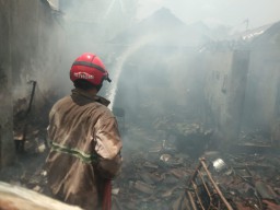Tiga Rumah di Jember Kebakaran, Titik Api dari Dapur Rumah Pemilik Usaha Tukang Las