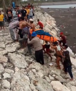 Jenazah Pria Ngambang di Sekitar Pulau Nusabarong Jember, Diduga Korban Laka Laut Dua Minggu Lalu