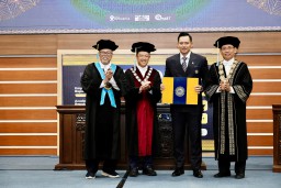 Laksanakan Ujian Doktor Terbuka, Menteri AHY Lulus dengan Predikat Cumlaude