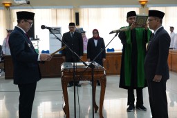 PJ Bupati Bojonegoro Lantik PJ Sekda yang Diisi oleh Asisten Pemerintahan dan Kesejahteraan Rakyat