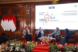 Jadi Pembicara "Talkshow Show Case" Bersama Menparekraf RI, Pj. Gubernur Adhy Dorong Inovasi Parekraf Daerah