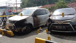 Kantor Redaksi Jubi Dilempari Bom Molotov, Dua Mobil Terbakar