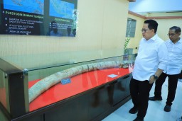 Tinjau Kepatihan dan Museum Trinil Ngawi, Pj. Gubernur Adhy Dukung Upaya Revitalisasi dan Pengembangan Bangunan Bersejarah di Jatim