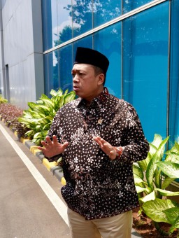Menteri Nusron Siapkan 50 Hektare Tanah untuk Relokasi Korban Erupsi Gunung Lewotobi Laki-Laki NTT