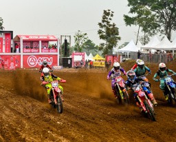 Melaju Kencang Selepas Cedera, Crosser AHM Raih Dua Podium pada Final Kejurnas Motocross