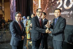Badan Standardisasi Nasional Berikan Penghargaan Kepada Petrokimia karena Dianggap Konsisten Lindungi Konsumen