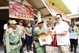 Bersama Ketua KPU RI Tinjau TPS di Pamekasan, Pj. Gubernur Jatim Pastikan Jatim Siap Gelar Pilkada Serentak 2024