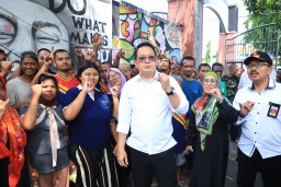 Tinjau TPS 9 di UPT Balai PMKS Sidoarjo, Pj. Gubernur Adhy Pastikan Pilkada Serentak 2024 di Jatim Berjalan Baik dan Lancar