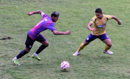 Gresik United Gulung RANS Nusantara FC 0-2