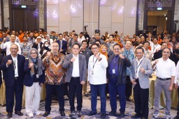 Dihadiri Akademisi hingga Praktisi, Pj. Gubernur Jatim Optimistis Kongres PII Hasilkan Rekomendasi Strategis Mewujudkan Industrialisasi Berkelanjutan