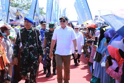 Bersama Menhan RI Saksikan Fire Power Demo di Lumajang, Pj. Gubernur Adhy Puji Kekuatan Alutsista TNI AU