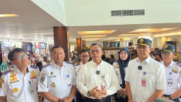 Kemenhub Tinjau Kesiapan Pelabuhan Tanjung Emas Hadapi Libur Nataru