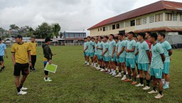 Gresik United Fokus Perbaiki Kesalahan dan Bidik Tiga Poin di Markas Persewar Waropen