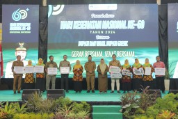 Peringatan HKN ke-60, Pemkab Gresik Komitmen Wujudkan Layanan Kesehatan Merata untuk Semua