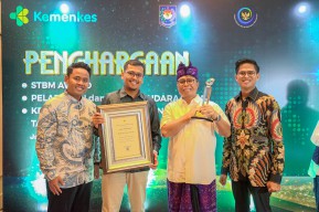 Kementerian Kesehatan Apresiasi Pengelolaan TKUS Petrokimia Gresik dengan Penghargaan "Pelabuhan Sehat"