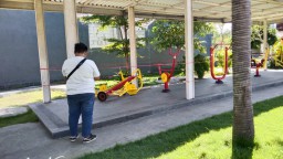 Tragedi di Perumahan di Kecamatan Cerme Gresik, Anak Perempuan Tewas Tertimpa Alat Gym Fasum yang Rusak