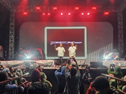Antusiasme Warga Blitar Warnai Kemeriahan Launching New Honda PCX160 Bareng Deny Caknan