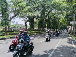 Cari Aman Berkendara Motor di Dataran Tinggi Kota Batu