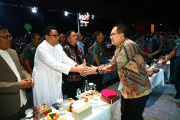 Hadiri Peringatan Natal Bersama TNI - Polri dan Masyarakat , Pj. Gubernur Adhy Gaungkan Nilai Cinta Kasih dan Perdamaian dalam Keberagaman