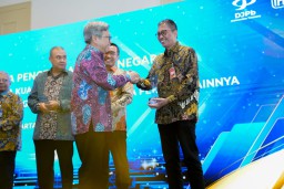 Bank Jatim Perkuat Sinergi Keuangan Negara, Teken Kerja Sama dengan DJPb dan Raih Penghargaan
