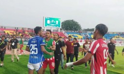 PT Liga Indonesia Baru Putuskan Pertandingan Deltras Vs Persibo Bojonegoro Dilanjutkan