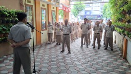 Gelar Upacara Rutin Hari Senin, Pimpinan Kantah ATR/BPN Kabupaten Tulungagung Sampaikan Pentingnya Pelayanan Publik
