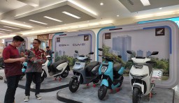 Launching Honda CUV e dan ICON e, MPM Honda Jatim Hadirkan Testride di Dalam Mall