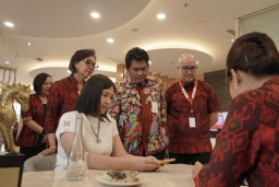 OCBC Jadi Bank Swasta Pertama yang Mengimplementasikan IKD Versi Terbaru 2025