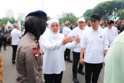 Ikuti Gladi Kotor Pelantikan Kepala Daerah-Wakil Kepala Daerah, Khofifah: Satukan Barisan Pikiran dan Program untuk Majukan NKRI