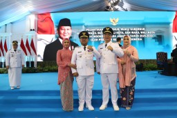 Bupati dan Wakil Bupati Gresik Resmi Dilantik Presiden Prabowo, Begini Janji-janjinya