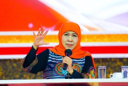 Gelar Rakor usai Dilantik, Khofifah Rumuskan Program Prioritas Mulai Dukung MBG, Rumah Murah hingga Ketahanan Pangan
