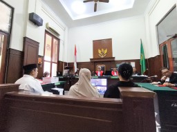 Para Terdakwa Kasus Korupsi Mobil Siaga di Bojonegoro Mulai Disidangkan
