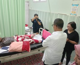 Pegawai Honorer di Jember Depresi Akibat Gaji Tertunda, Wabup Djoko: Saya Sedih Melihatnya