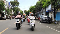 Hari Perempuan: Ini Rahasia Tetap Stylish dan #Cari Aman saat Berkendara!