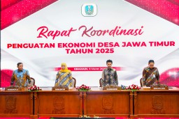 Gubernur Khofifah Ungkap Optimismenya terhadap Koperasi Desa Merah Putih dalam Rakor Penguatan Ekonomi Desa Bersama Kemenkop
