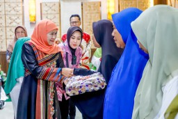 Gubernur Khofifah Apresiasi Program Sedekah Lima Ribu Telur Muslimat NU Maluku Utara