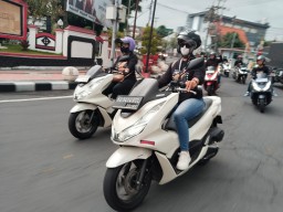Perjalanan Berburu Takjil yang Aman dan Nyaman: Tips Berkendara selama Ramadan