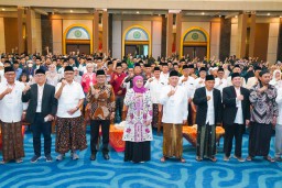 Gubernur Khofifah Sebut K.H. M. Yusuf Hasyim Pejuang Sejati, Dukung Penuh Pengusulan sebagai Pahlawan Nasional