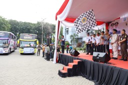 Mudik Gratis 2025 Pemkab Gresik: Ribuan Pemudik Pulang Kampung dengan Hampers UMKM
