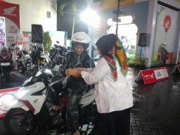 Semangat Berbagi di Bulan Suci, Honda Bikers Malang Gelar Aksi Sosial Ramadan